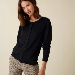 Maison Montagut Vestes Et Gilets>Cardigan Boutonne Col Rond A Poches En Laine Merinos - Amalia