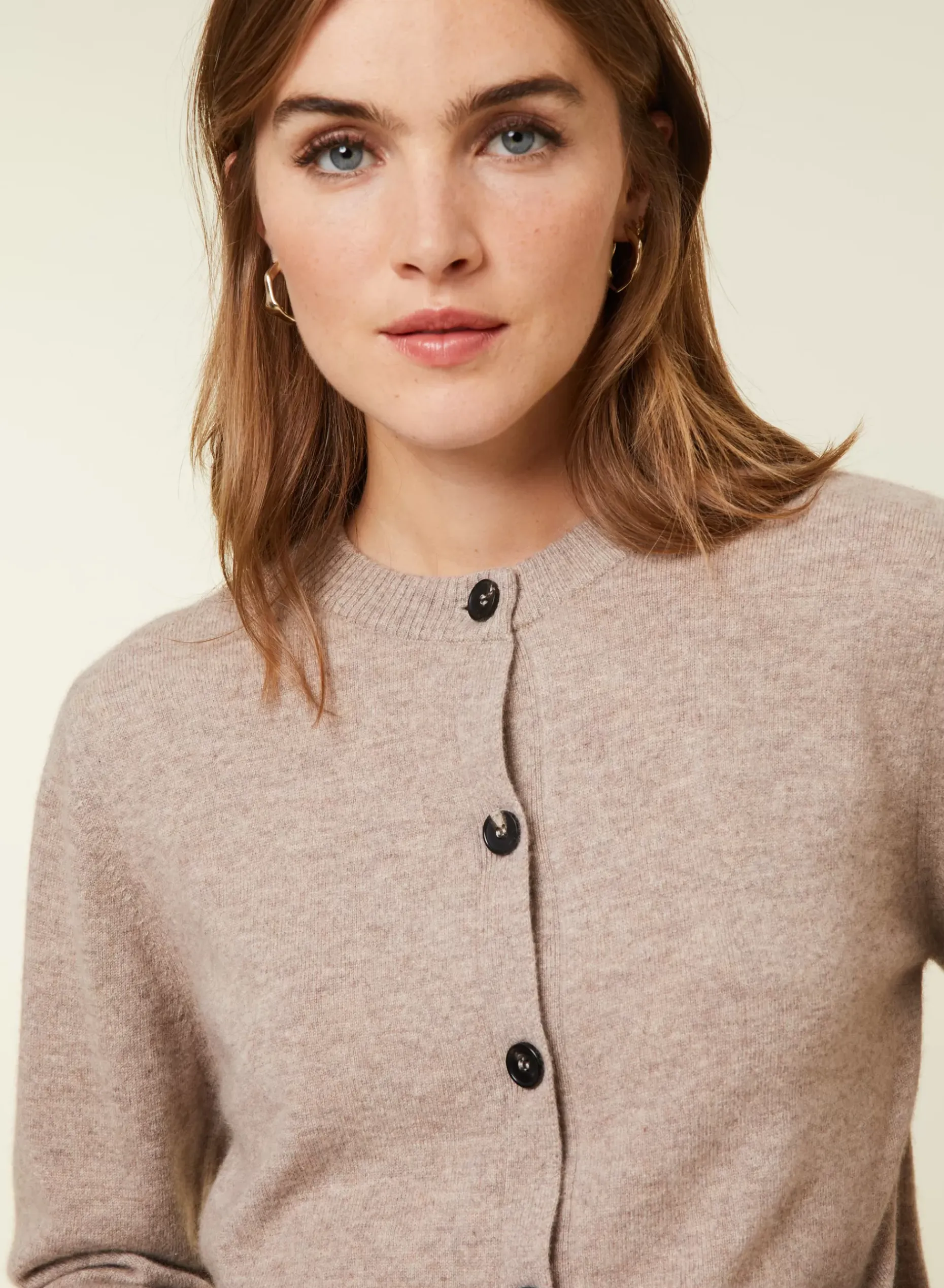 Maison Montagut Vestes Et Gilets>Cardigan Boutonne Col Rond En Cachemire - Ari