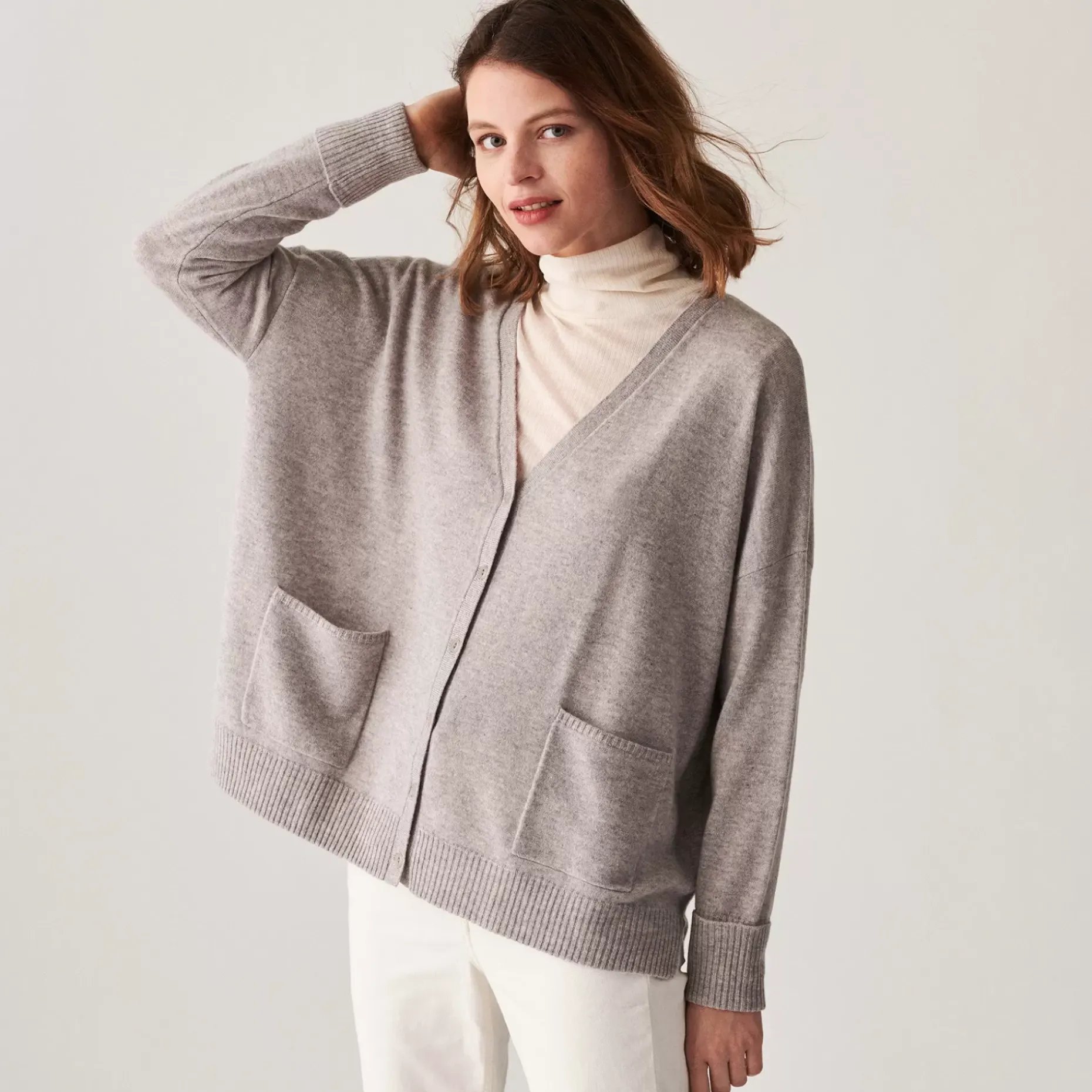 Maison Montagut Vestes Et Gilets>Cardigan Col V Boutonne A Poches En Cachemire - Achille