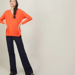 Maison Montagut Pulls>Pull A Fentes Col V En Laine Merinos - Bernice