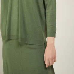 Maison Montagut Pulls>Pull A Fentes Col V En Laine Merinos - Bernice
