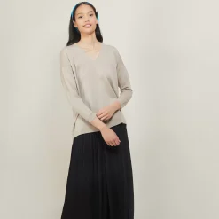 Maison Montagut Pulls>Pull A Fentes Col V En Laine Merinos - Bernice