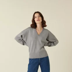 Maison Montagut Pulls>Pull Ample Col V Finition Bords Cotes - Alderic