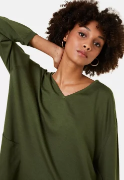 Maison Montagut Pulls>Pull Ample Col V Poches Merinos - Albertine