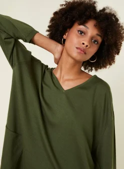 Maison Montagut Pulls>Pull Ample Col V Poches Merinos - Albertine