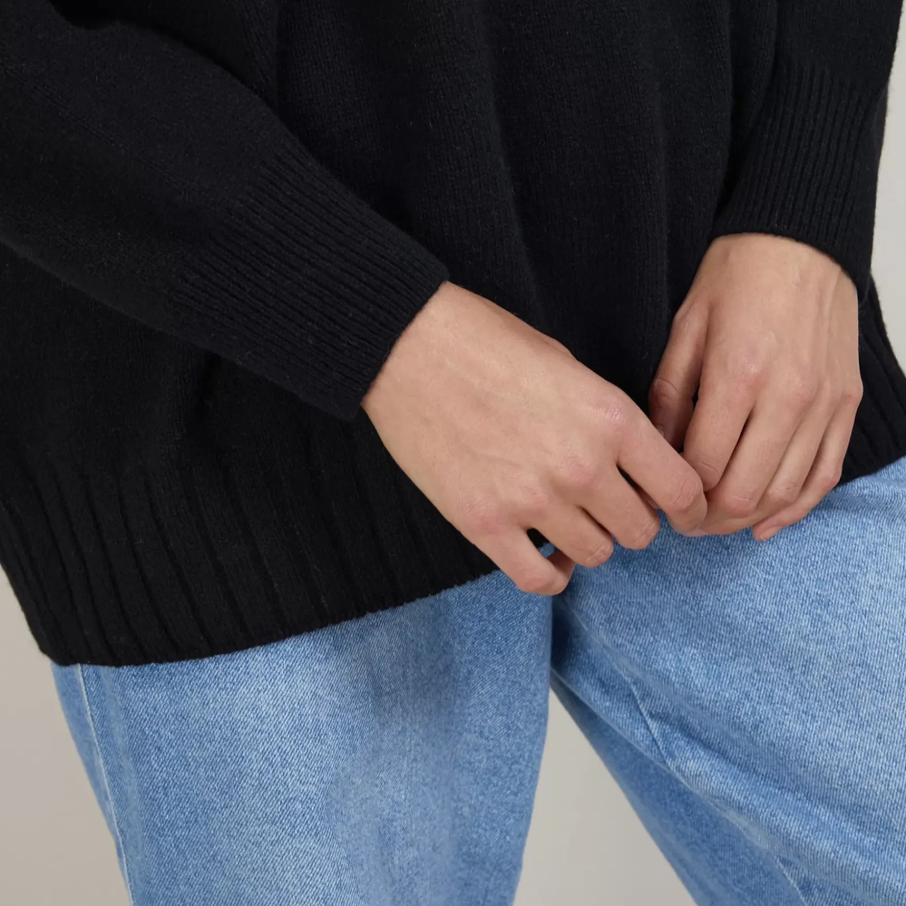 Maison Montagut Pulls>Pull Col Montant Oversize En Cachemire Melange - Glace
