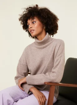 Maison Montagut Pulls>Pull Col Roule A Fentes En Cachemire 4 Fils - Adena