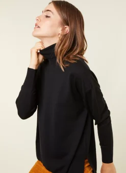Maison Montagut Pulls>Pull Col Roule A Fentes En Laine Merinos - Amy