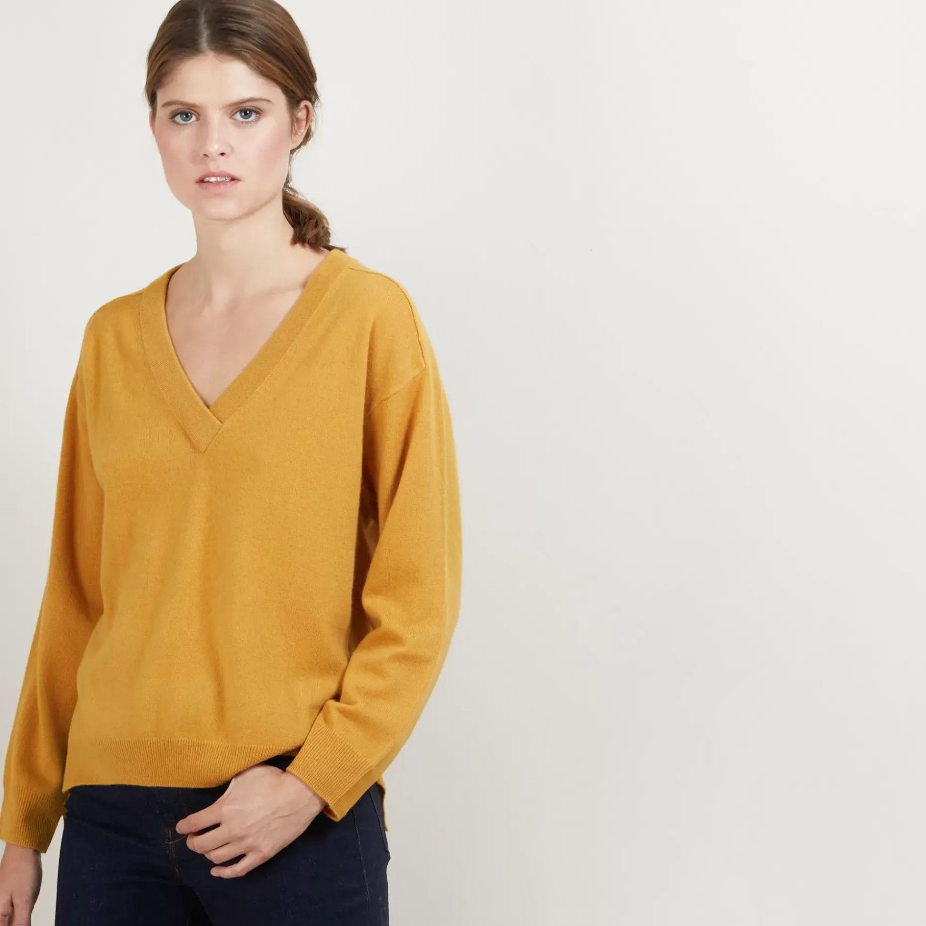 Maison Montagut Pulls>Pull Col V A Fentes En Cachemire - Barnabe