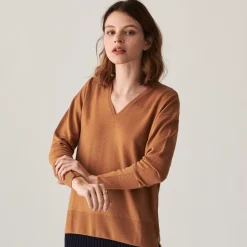 Maison Montagut Pulls>Pull Col V A Fentes En Laine Merinos - Aurora
