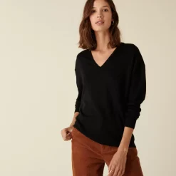 Maison Montagut Pulls>Pull Col V A Fentes En Laine Merinos - Aurora