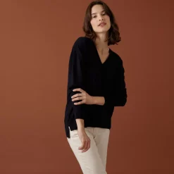 Maison Montagut Pulls>Pull Col V A Fentes En Laine Merinos - Aurora