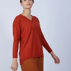 Maison Montagut Pulls>Pull Col V Avec Fentes En Laine Merinos - Bernice