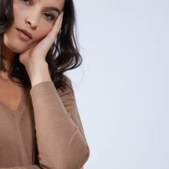 Maison Montagut Pulls>Pull Col V Avec Fentes En Laine Merinos - Bernice