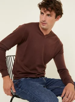 Maison Montagut Pulls>Pull Col V Avec Logo En Laine Merinos - Elmo