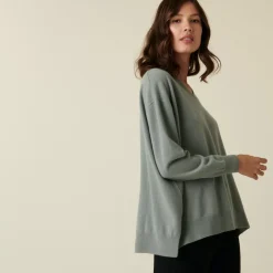 Maison Montagut Pulls>Pull Col V En Cachemire A Fentes Et Bords Cotes - Alienor