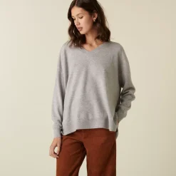 Maison Montagut Pulls>Pull Col V En Cachemire A Fentes Et Bords Cotes - Alienor