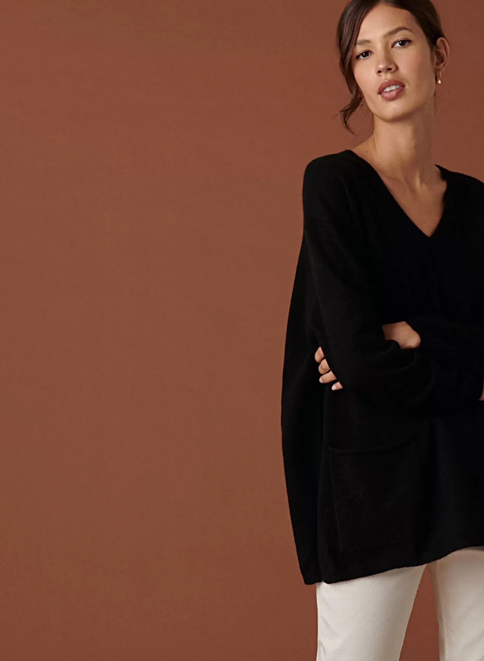 Maison Montagut Pulls>Pull Col V En Cachemire A Fentes Cotes - Accacia