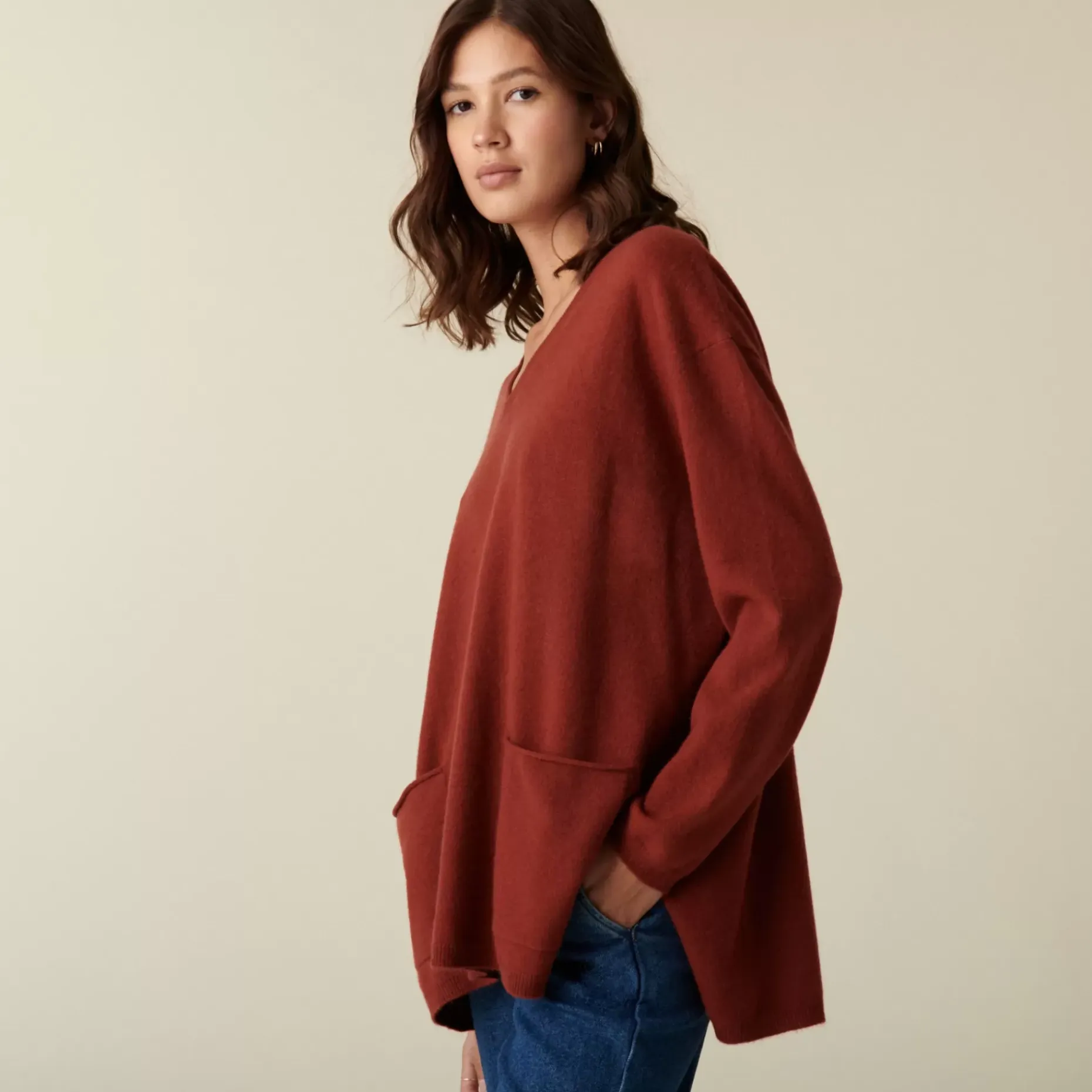 Maison Montagut Pulls>Pull Col V En Cachemire A Fentes Cotes - Accacia