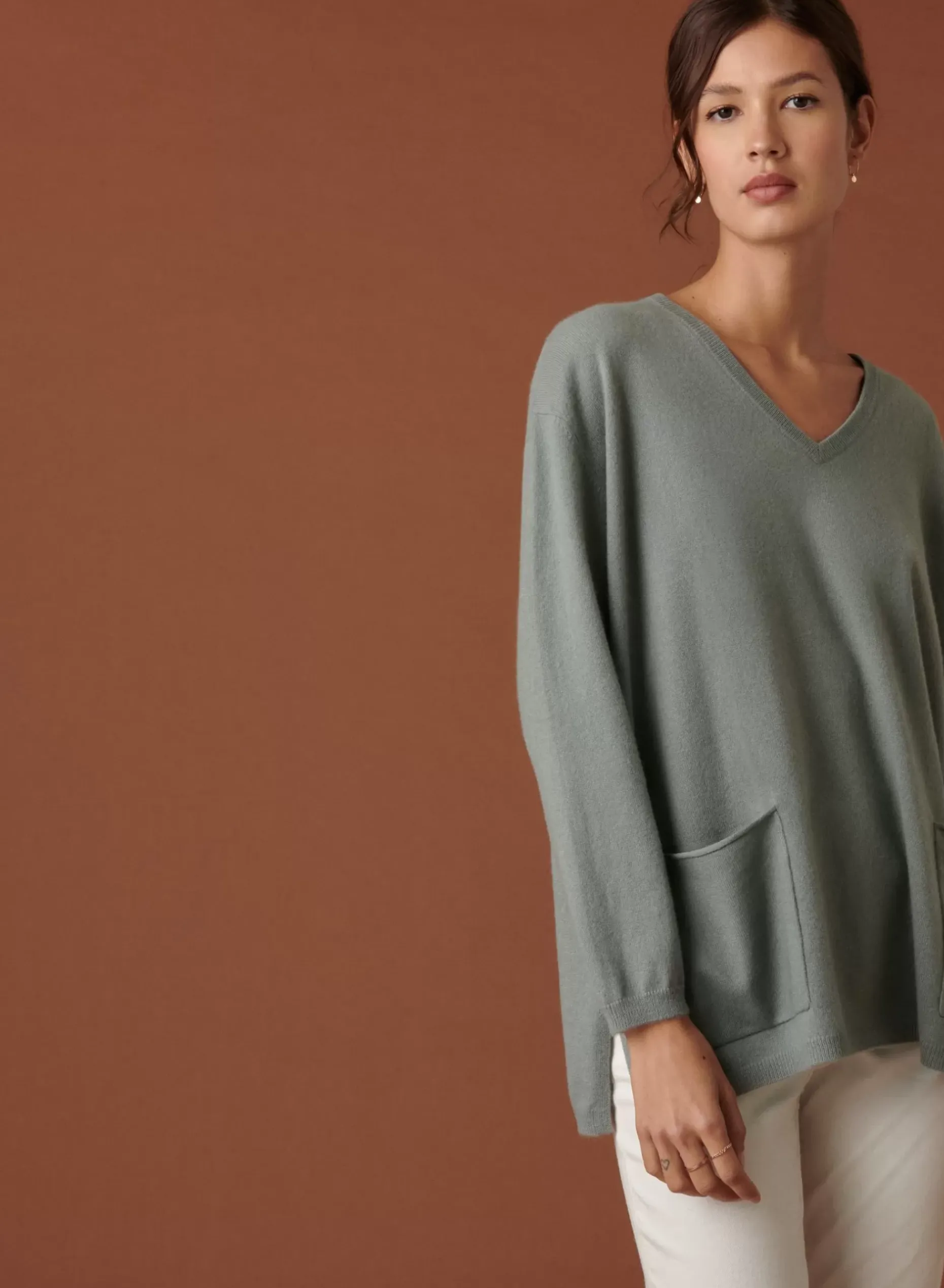 Maison Montagut Pulls>Pull Col V En Cachemire A Fentes Cotes - Accacia