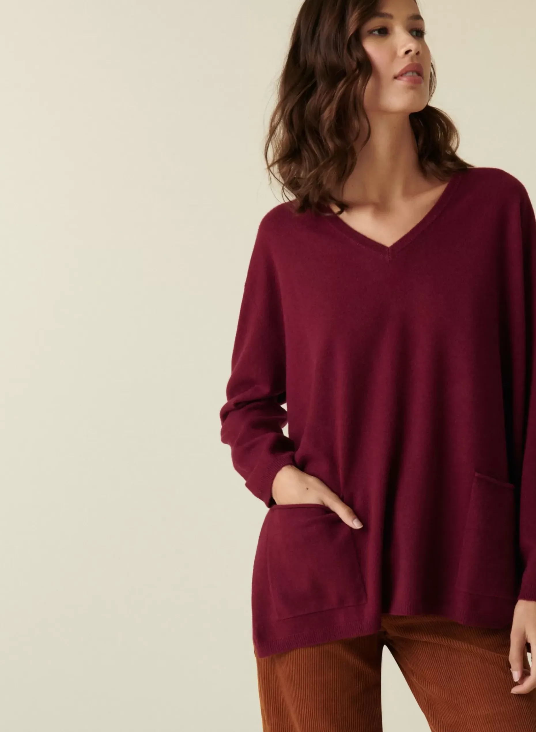 Maison Montagut Pulls>Pull Col V En Cachemire A Fentes Cotes - Accacia
