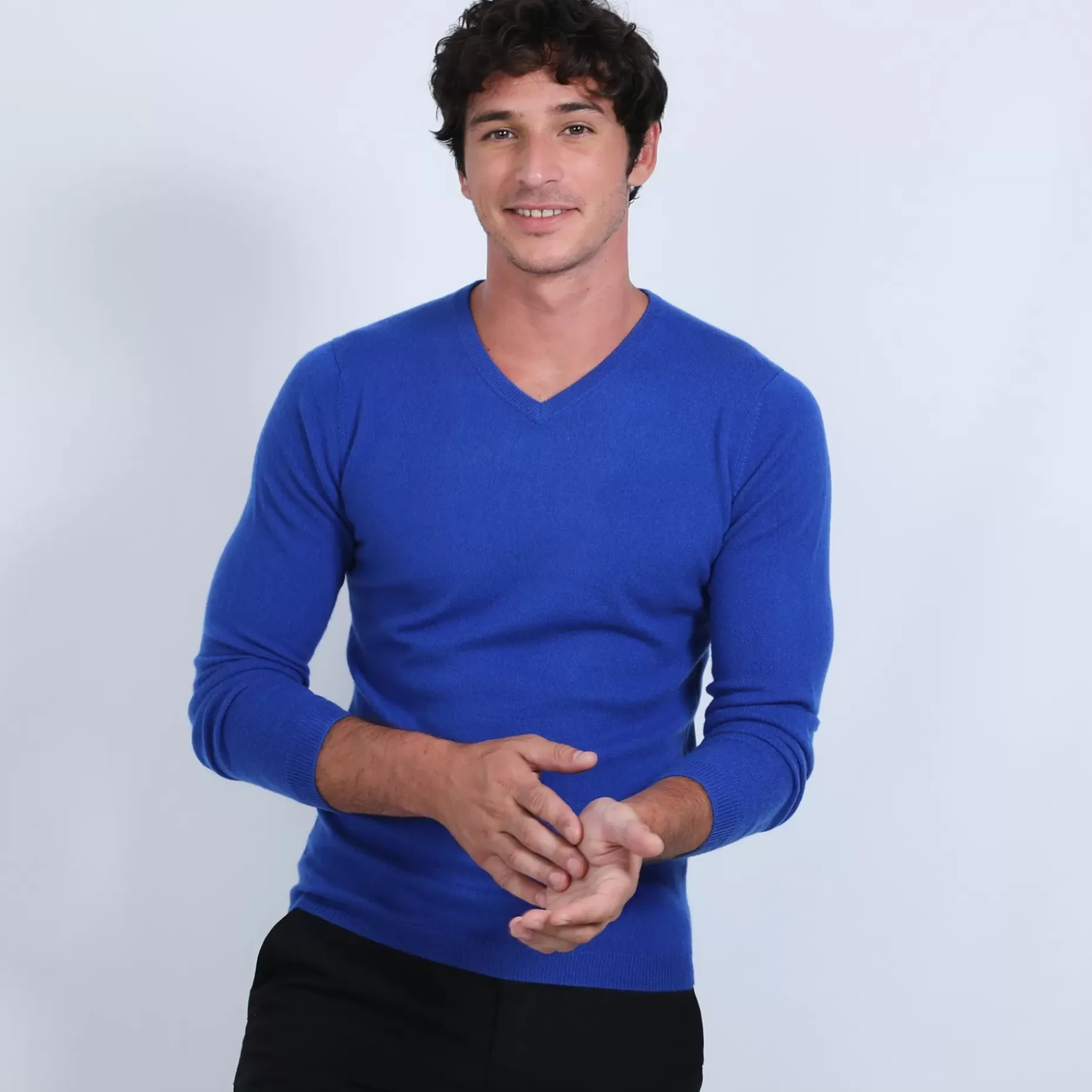 Maison Montagut Pulls>Pull Col V En Cachemire - Benjamin