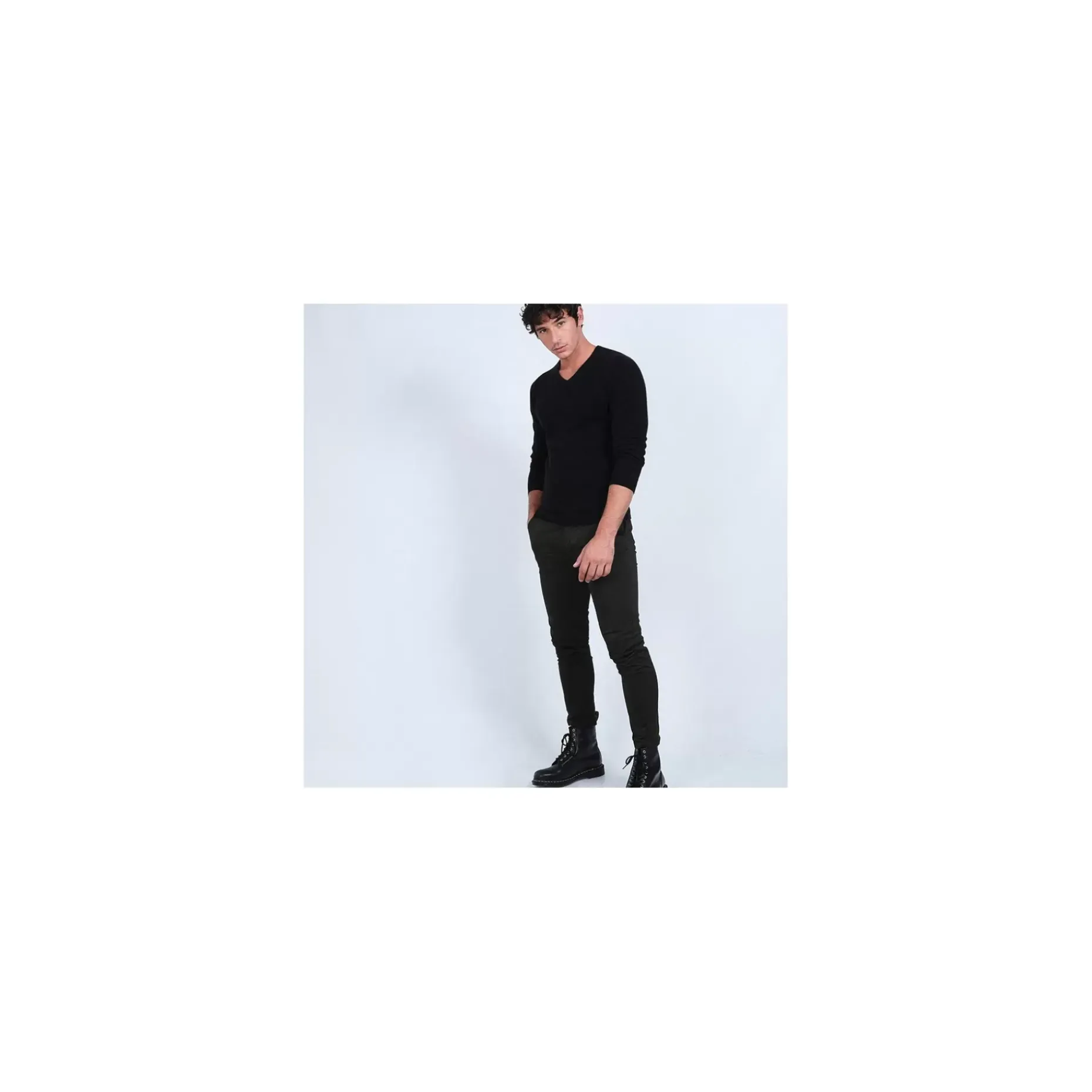 Maison Montagut Pulls>Pull Col V En Cachemire - Benjamin