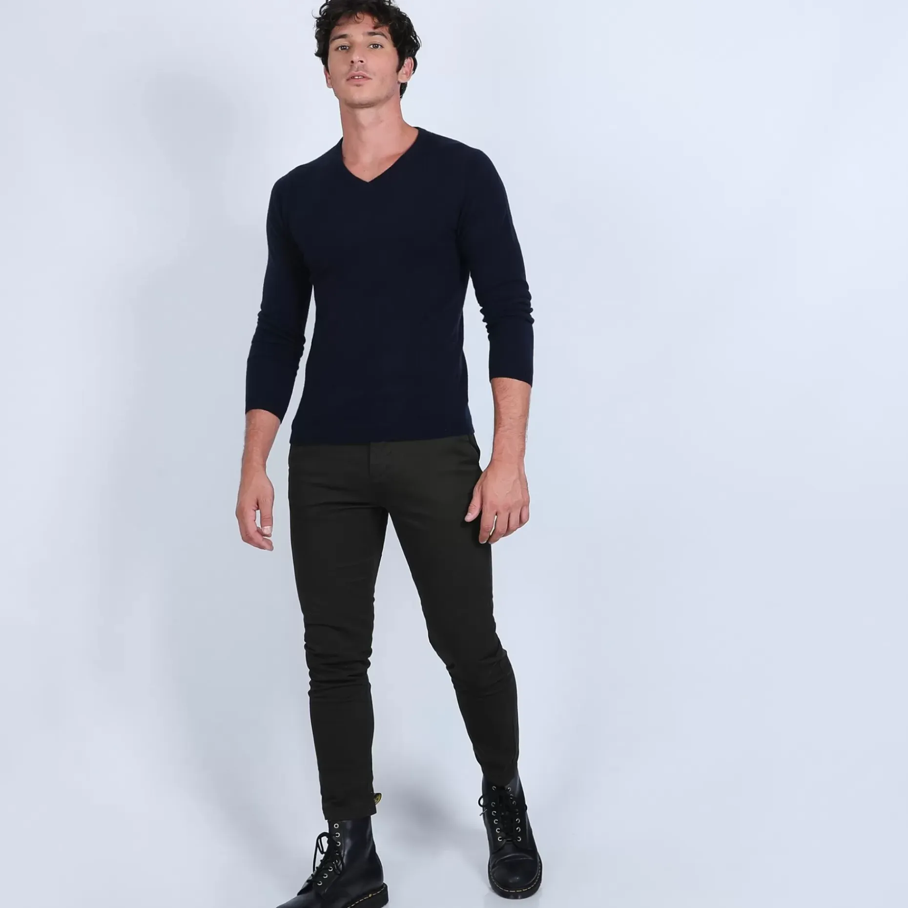 Maison Montagut Pulls>Pull Col V En Cachemire - Benjamin