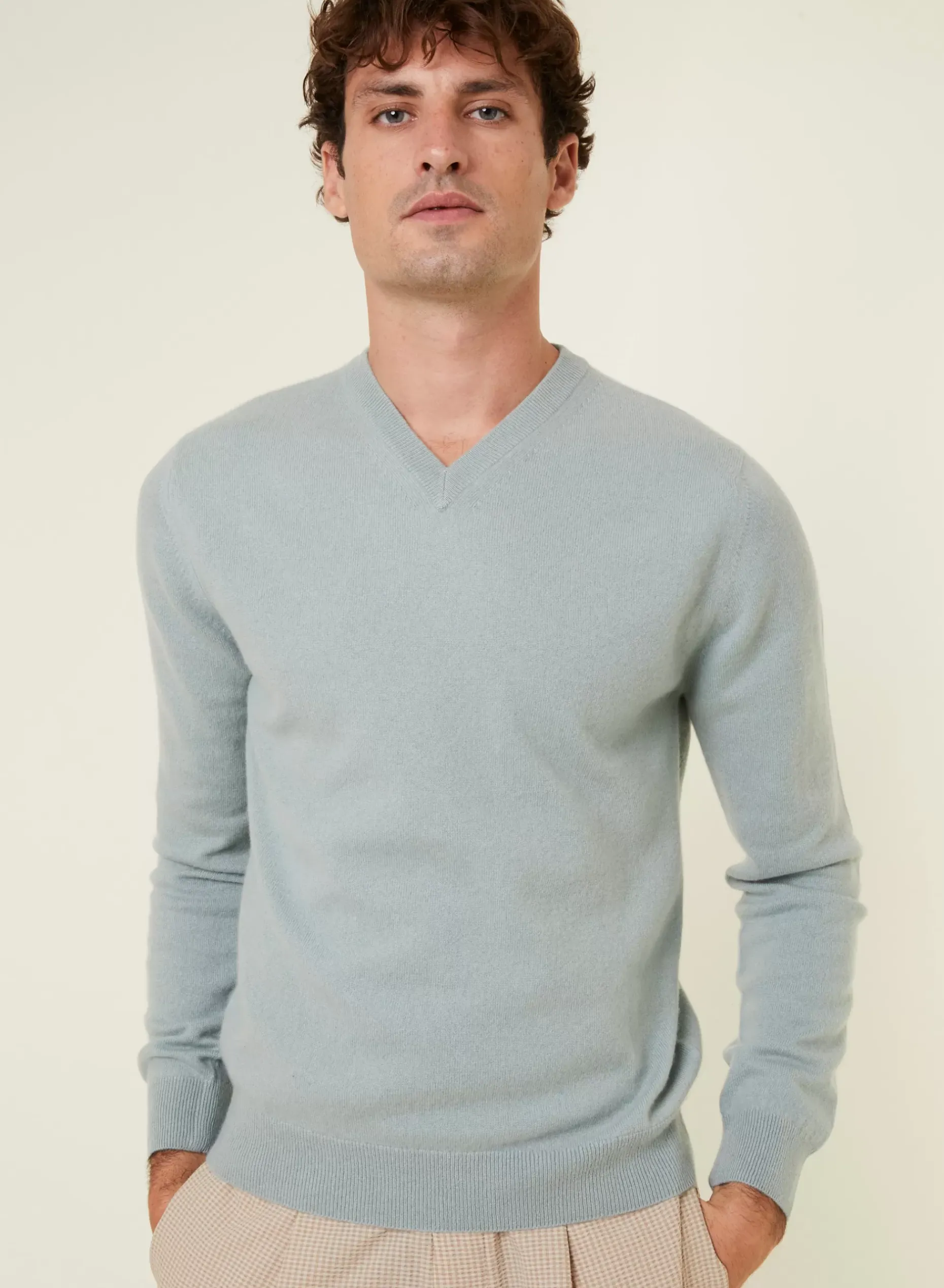 Maison Montagut Pulls>Pull Col V En Cachemire - Evann
