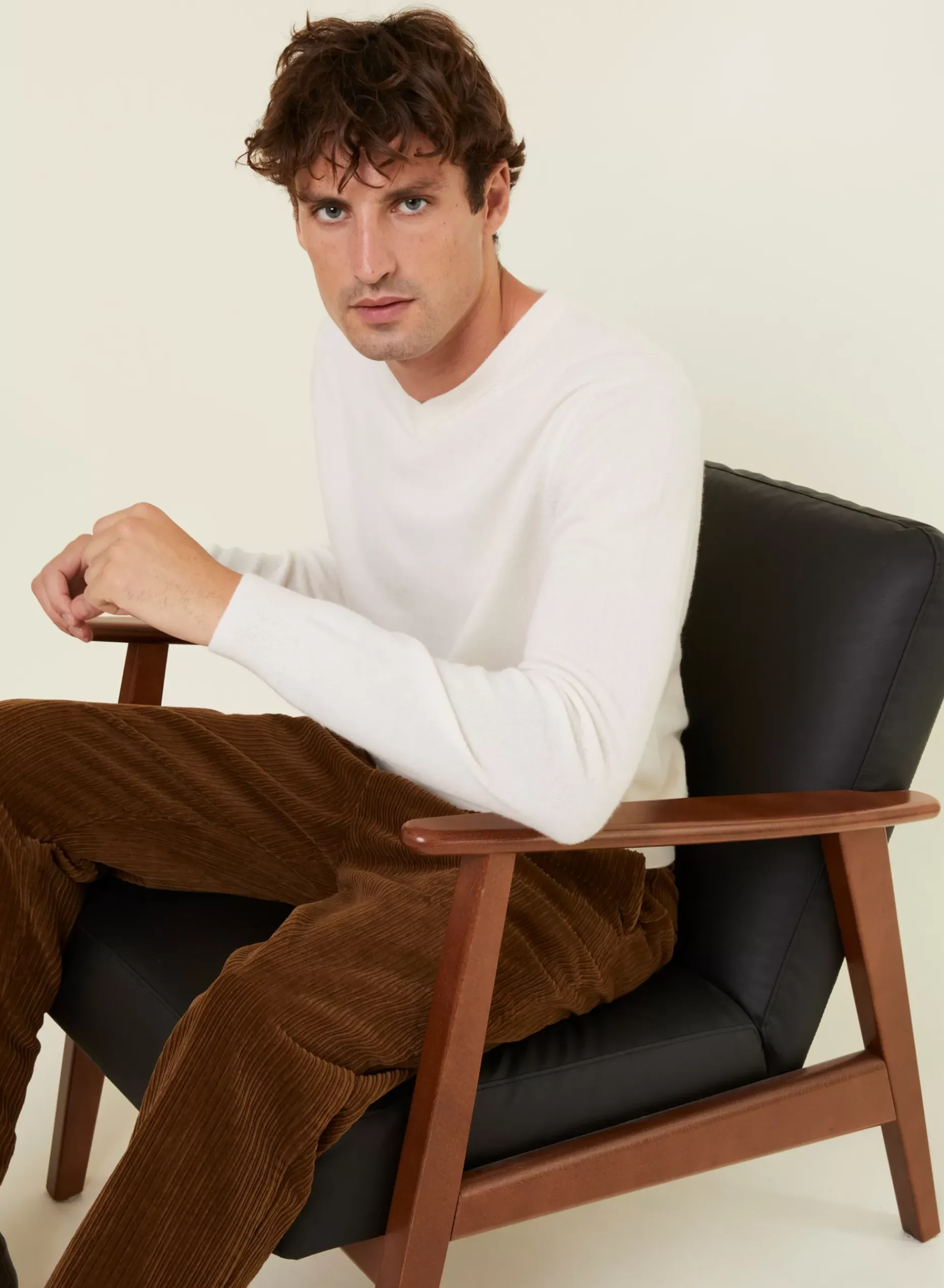 Maison Montagut Pulls>Pull Col V En Cachemire - Evann