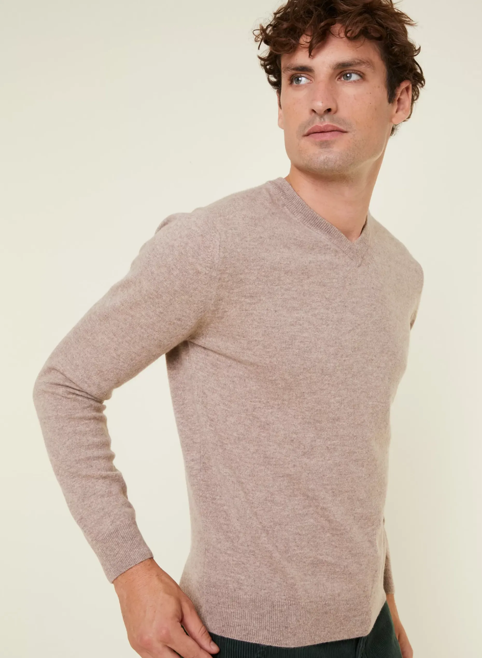 Maison Montagut Pulls>Pull Col V En Cachemire - Evann