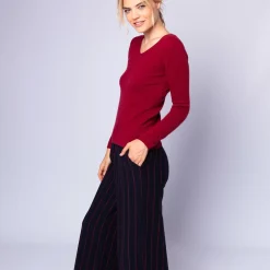 Maison Montagut Pulls>Pull Col V En Cachemire Intemporel - Eniva