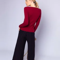 Maison Montagut Pulls>Pull Col V En Cachemire Intemporel - Eniva