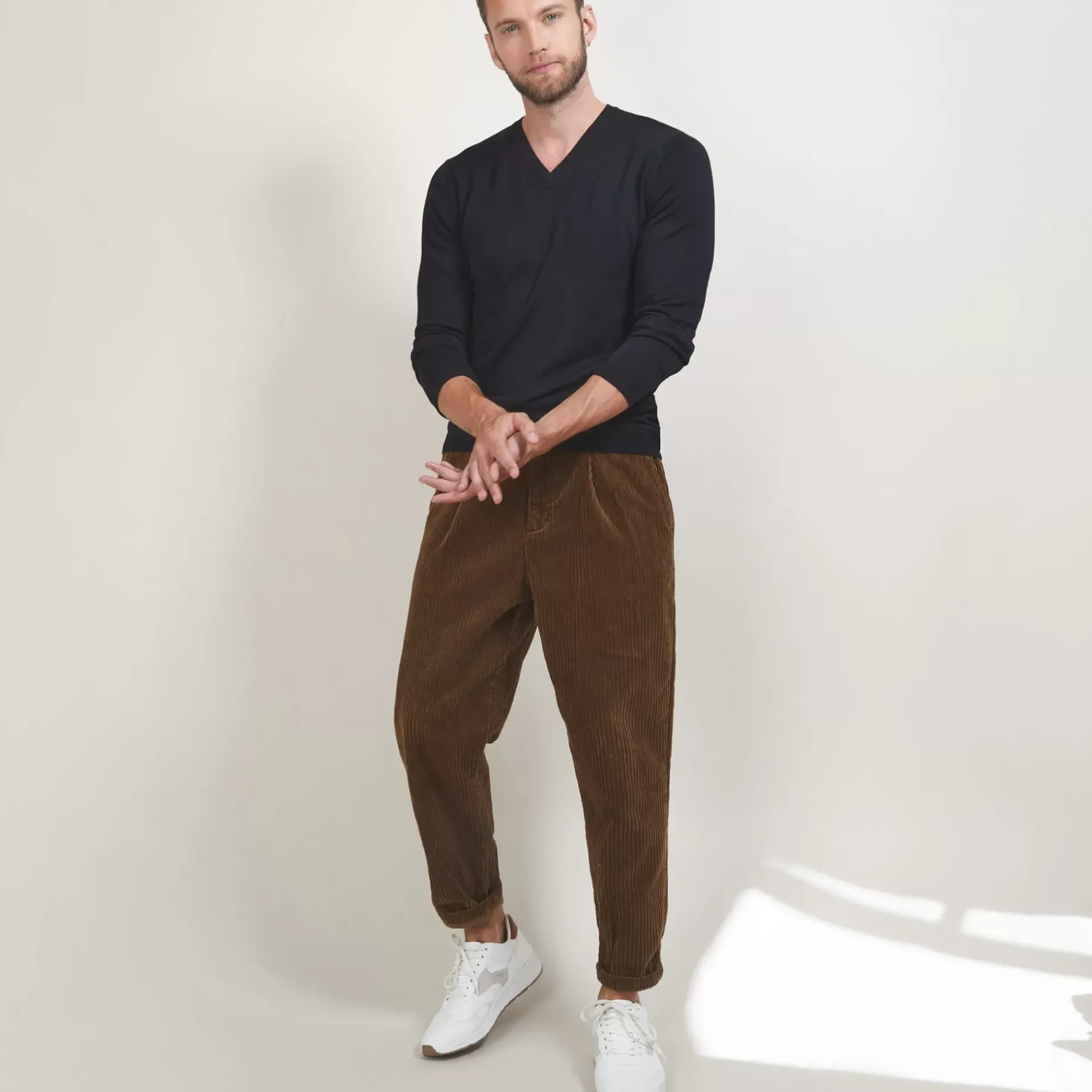Maison Montagut Pulls>Pull Col V En Laine Merinos - Badyss