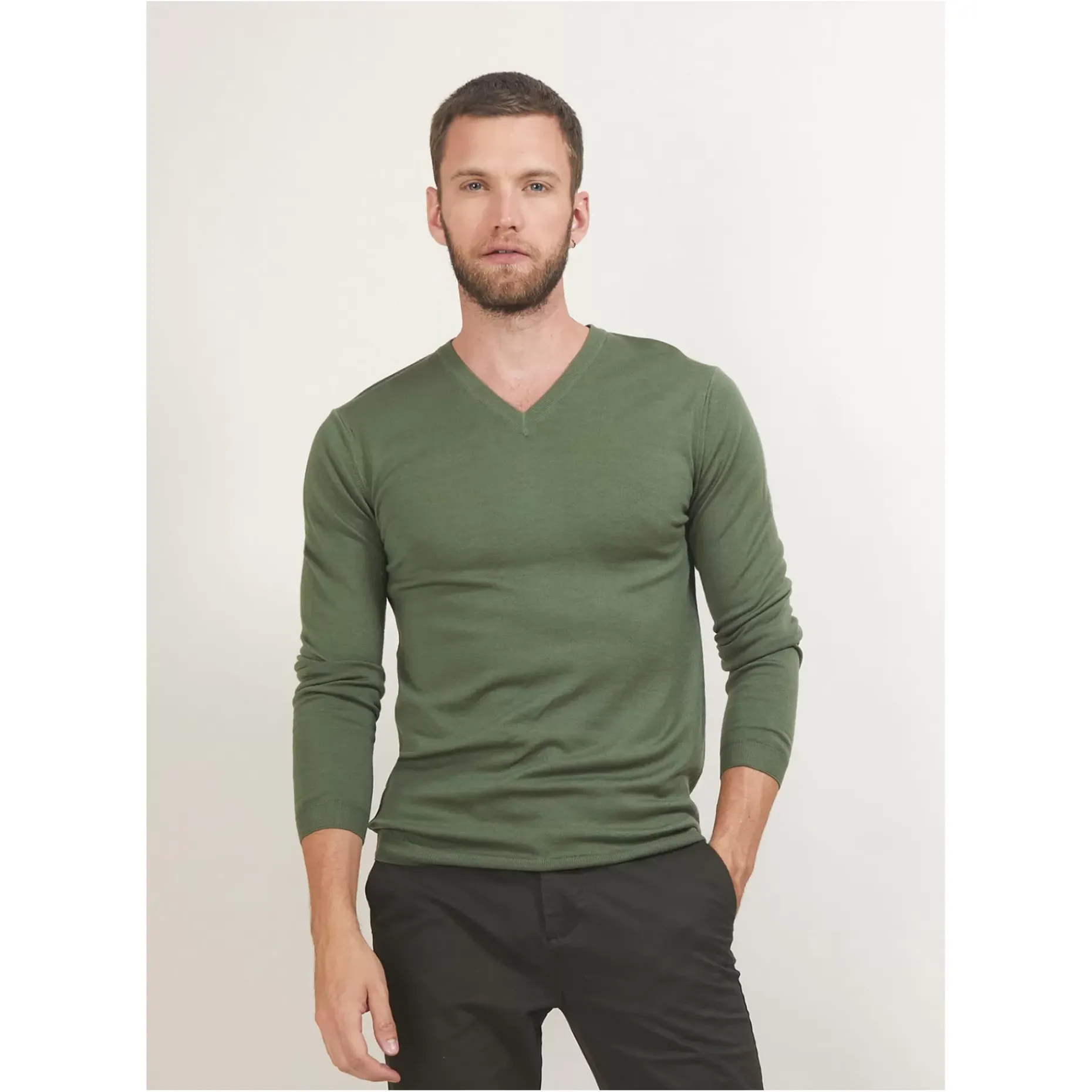 Maison Montagut Pulls>Pull Col V En Laine Merinos - Badyss