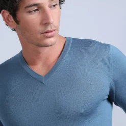 Maison Montagut Pulls>Pull Col V En Laine Merinos - Badyss