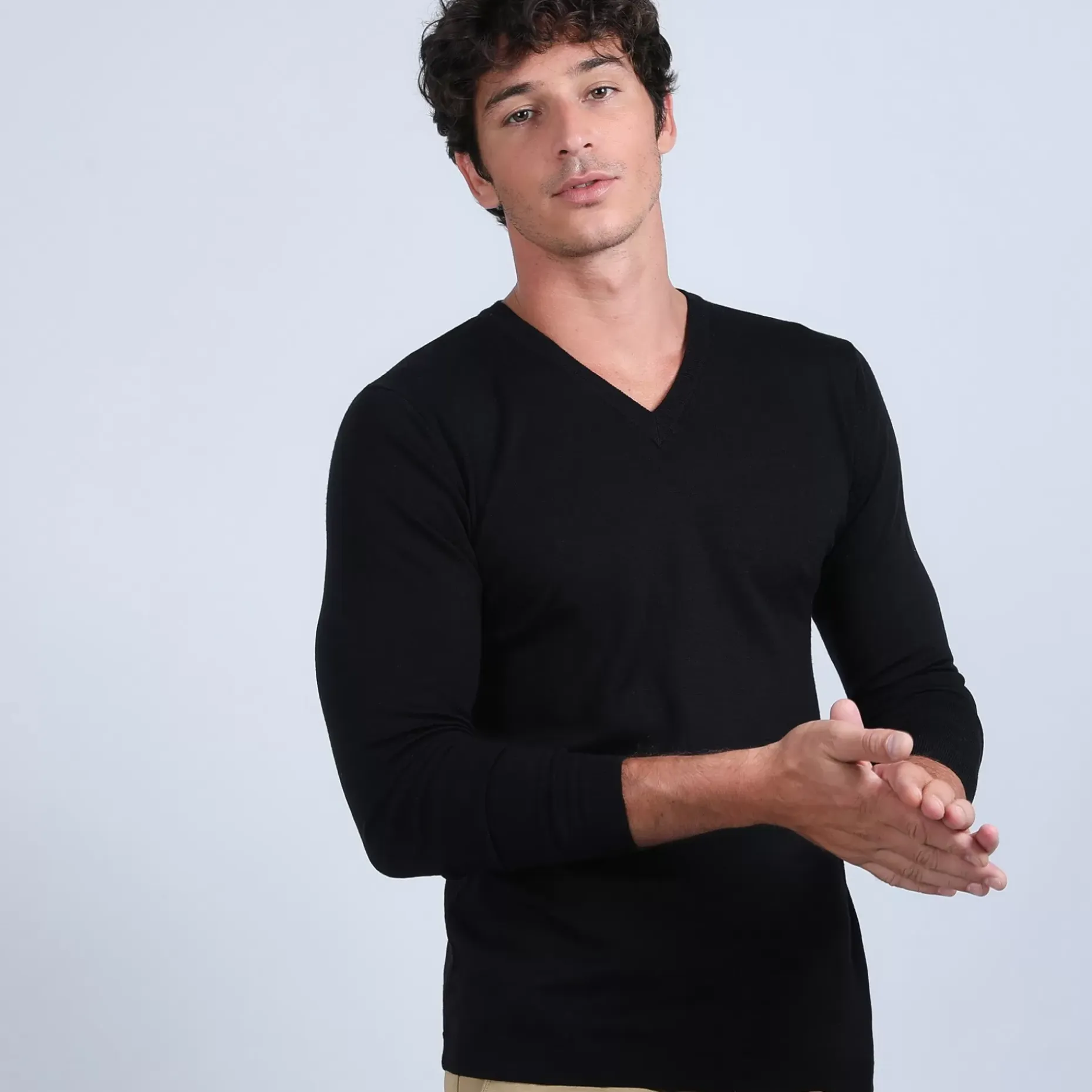 Maison Montagut Pulls>Pull Col V En Laine Merinos - Badyss