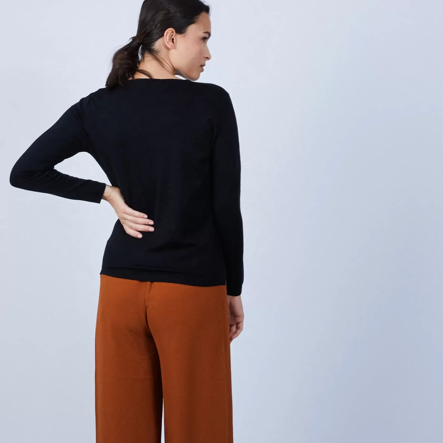 Maison Montagut Pulls>Pull Col V En Laine Merinos - Barbara