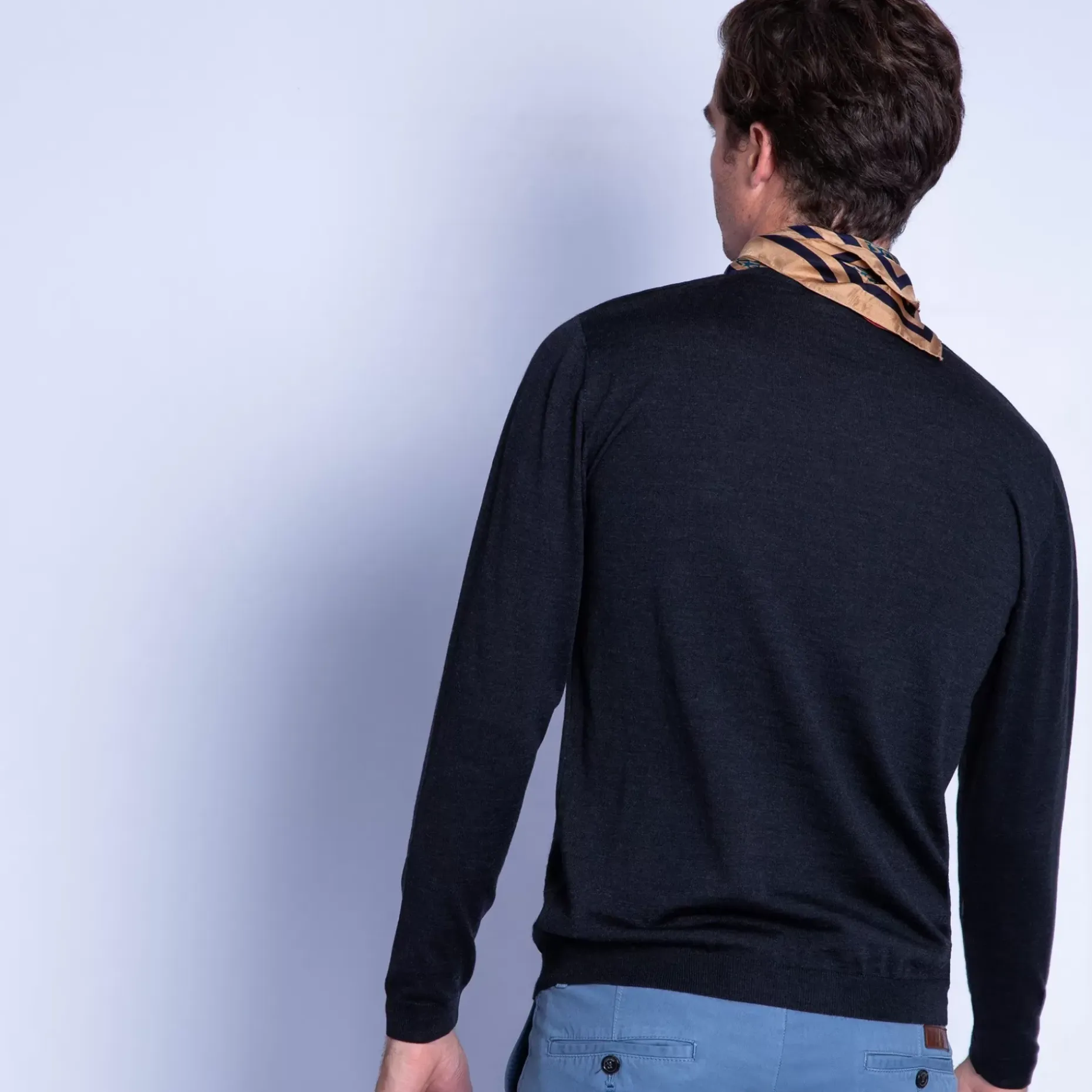 Maison Montagut Pulls>Pull Col V En Laine Merinos - Fox