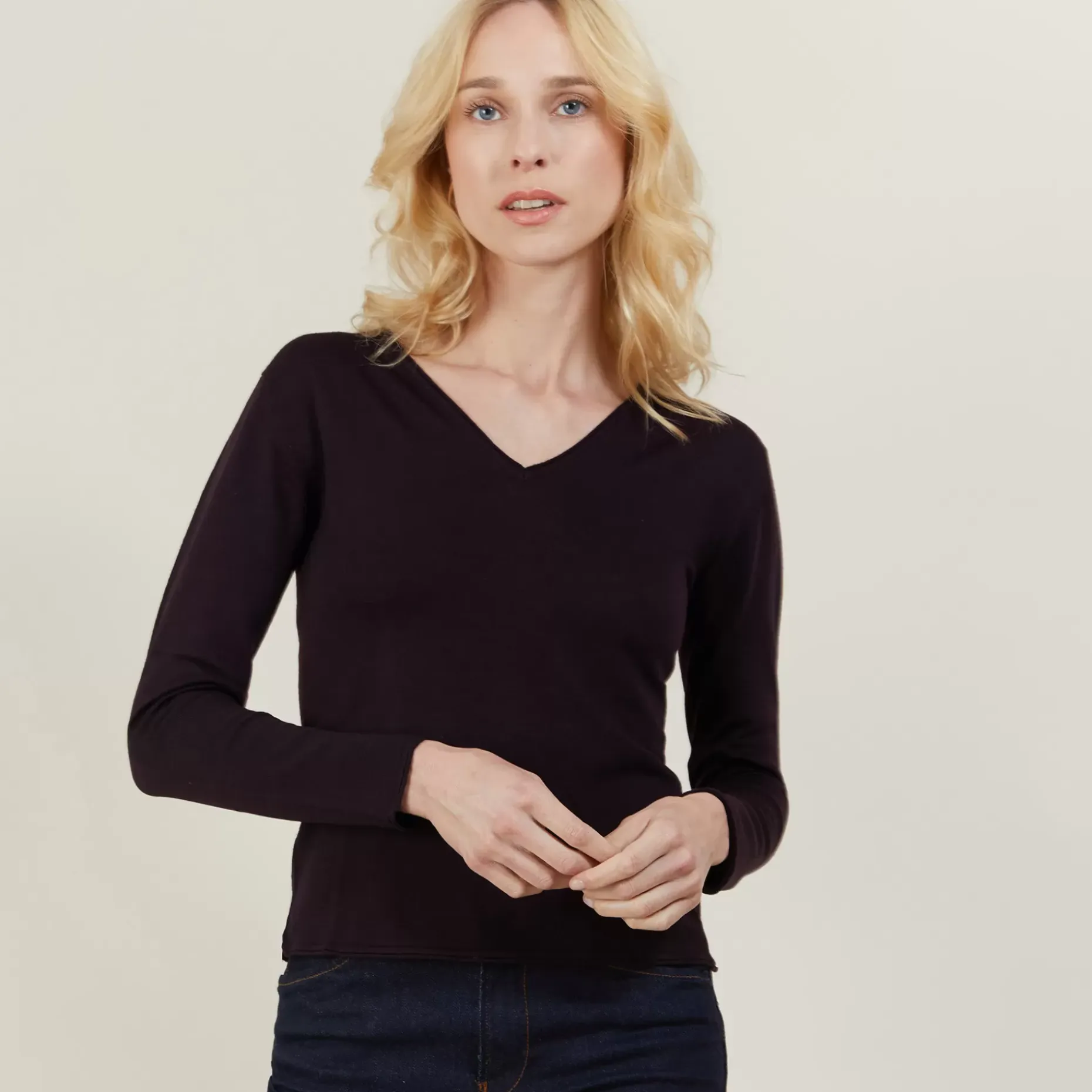 Maison Montagut Pulls>Pull Col V En Laine Merinos - Gallieni