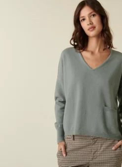 Maison Montagut Pulls>Pull Court Col V En Cachemire Avec Poches - Balba