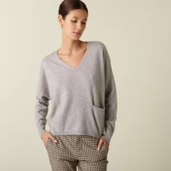 Maison Montagut Pulls>Pull Court Col V En Cachemire Avec Poches - Balba