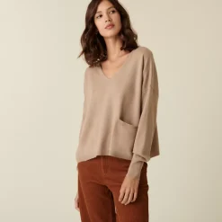 Maison Montagut Pulls>Pull Court Col V En Cachemire Avec Poches - Balba