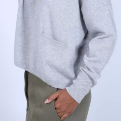Maison Montagut Pulls>Pull Court Col V En Cachemire Avec Poches - Balba