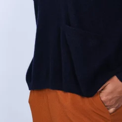 Maison Montagut Pulls>Pull Court Col V En Cachemire Avec Poches - Balba