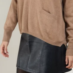 Maison Montagut Pulls>Pull Court Col V En Cachemire Avec Poches - Balba