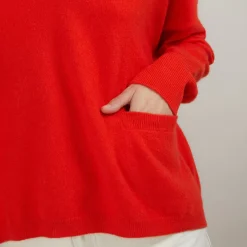 Maison Montagut Pulls>Pull Court Col V En Cachemire Avec Poches - Balba