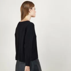 Maison Montagut Pulls>Pull Court Col V En Cachemire Avec Poches - Balba