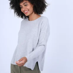 Maison Montagut Pulls>Pull En Cachemire A Col Rond Boutons Dos - Becky