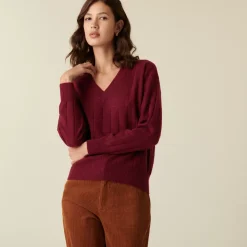 Maison Montagut Pulls>Pull En Cachemire Col V En Jeu De Maille Quadrille - Canelle